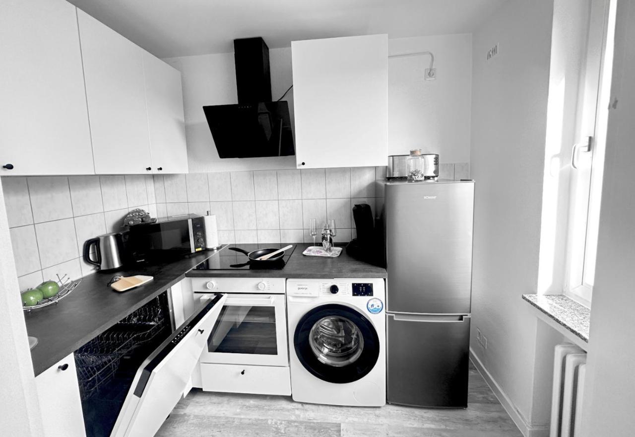 Vaz Apartments Essen, Kueche, Wlan, Tv, Netflix, Ca 15 Min Messe U Hbf Екстериор снимка