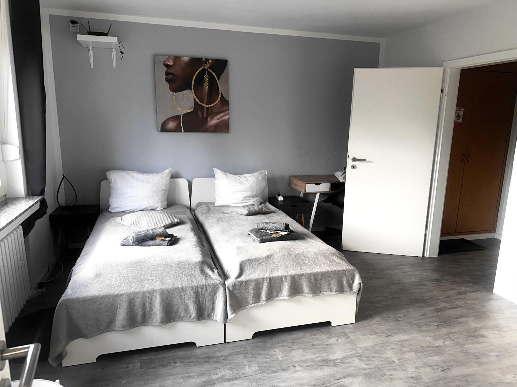 Vaz Apartments Essen, Kueche, Wlan, Tv, Netflix, Ca 15 Min Messe U Hbf Екстериор снимка