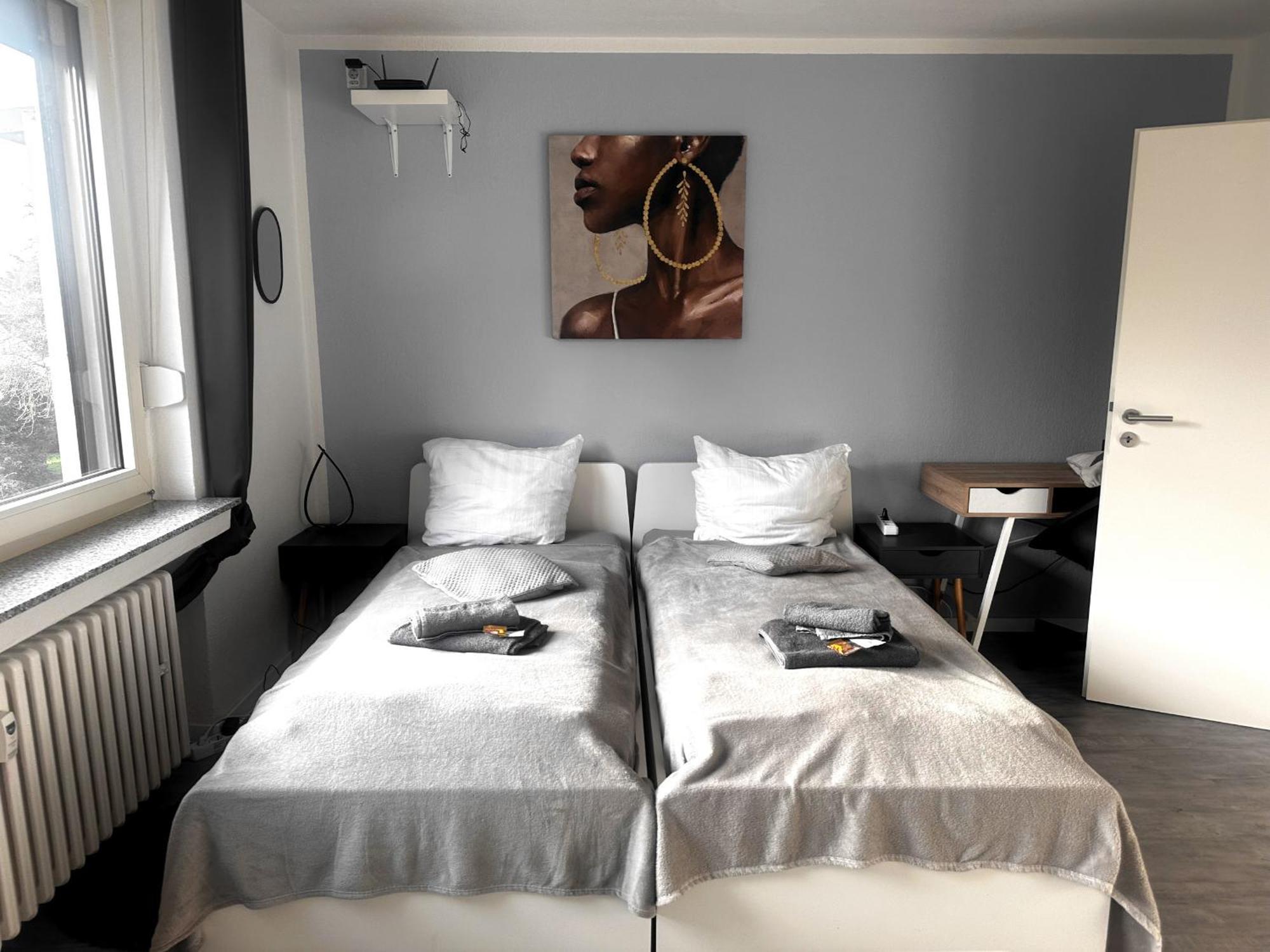 Vaz Apartments Essen, Kueche, Wlan, Tv, Netflix, Ca 15 Min Messe U Hbf Екстериор снимка