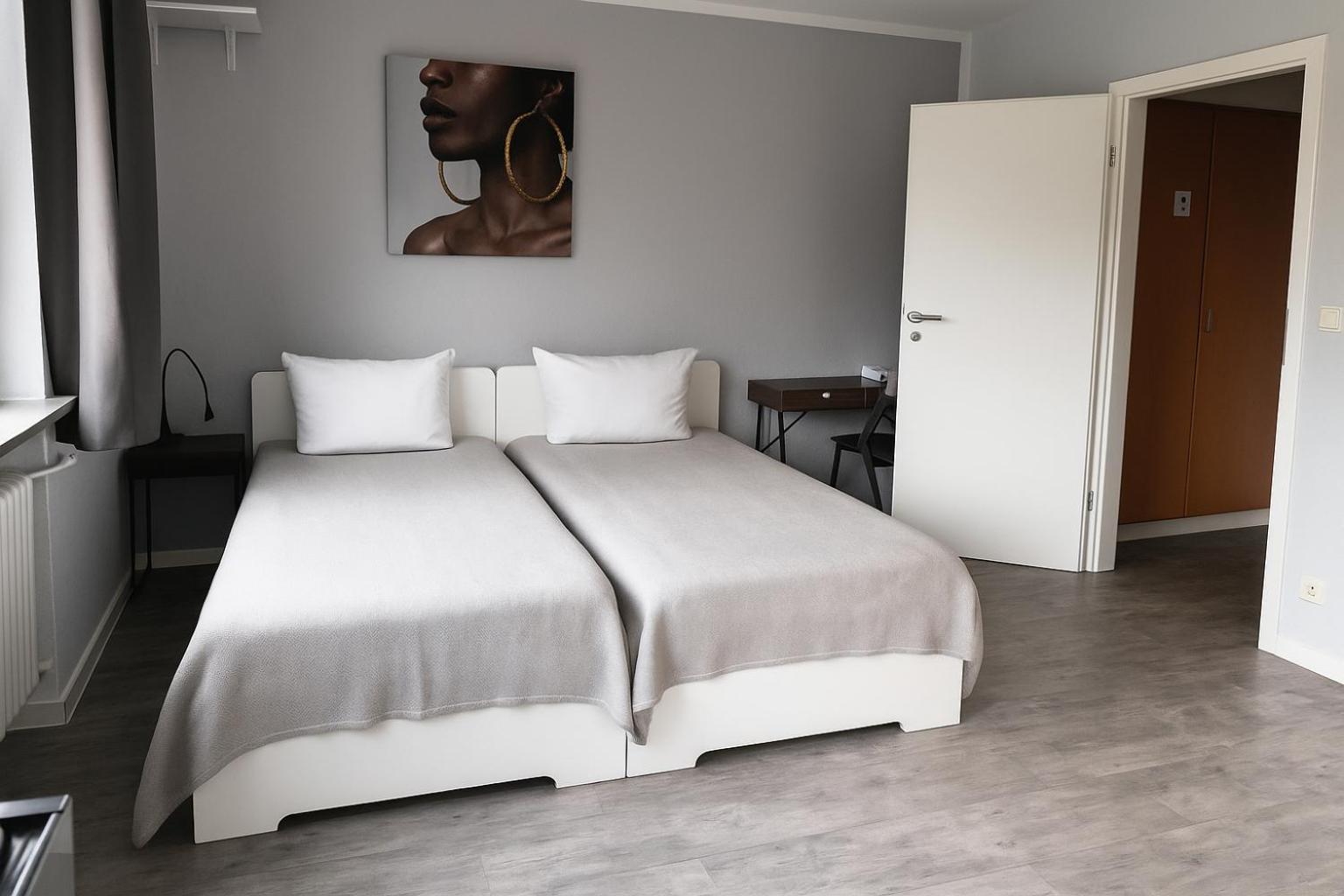 Vaz Apartments Essen, Kueche, Wlan, Tv, Netflix, Ca 15 Min Messe U Hbf Екстериор снимка